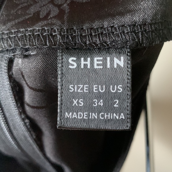 BNWOT Black Satin Skirt with Split & Zip Up Back, size XS - Picture 8 of 10